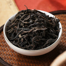 Load image into Gallery viewer, Da Hong Pao Luxury Gift Tea Box 145G