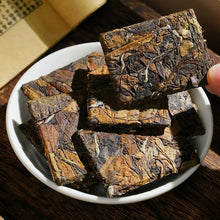 Load image into Gallery viewer, Fuding White Tea With Jujube Aroma