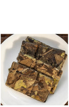 Load image into Gallery viewer, Fuding White Tea With Jujube Aroma