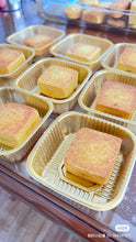 Load image into Gallery viewer, Handmade Pineapple Cake
